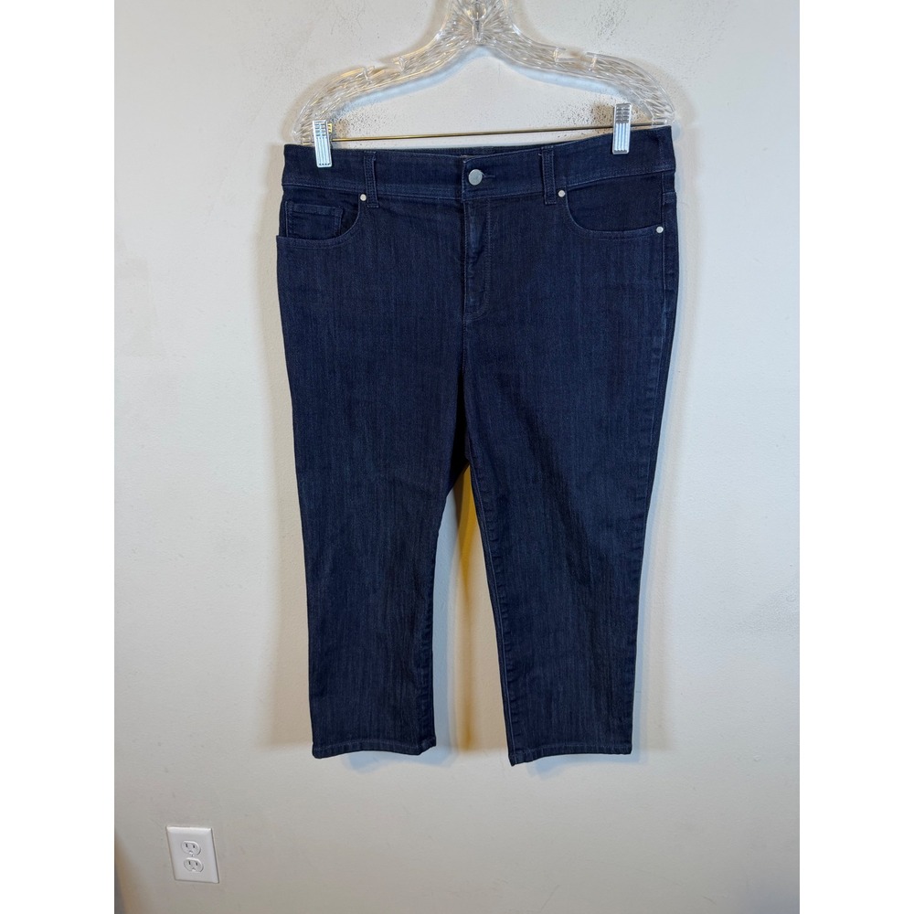 Chico's Womens Capri Jeans Fabulously Slimming Dark Wash Blue Size 1.5